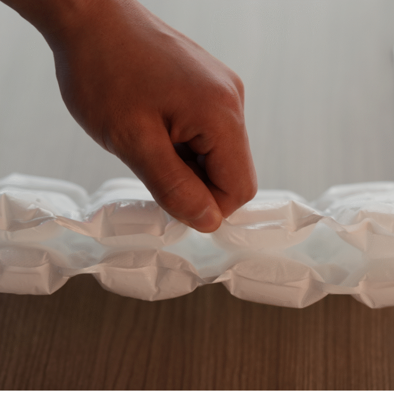 Dry Ice vs Gel Packs