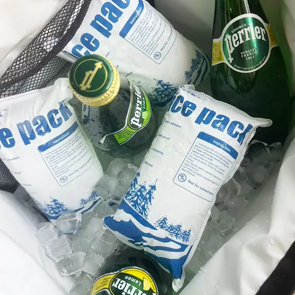 Berapa berat masing -masing bungkus es keringmpDampak pada biaya pengiriman yang dijelaskan Dry Ice Pack Weigh
