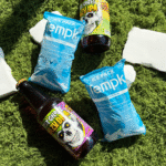 Sublimation dry ice pack sheet keeps goods cold efficiently