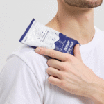 How to Use a Gel Ice Pack for Shoulder Swelling Safely